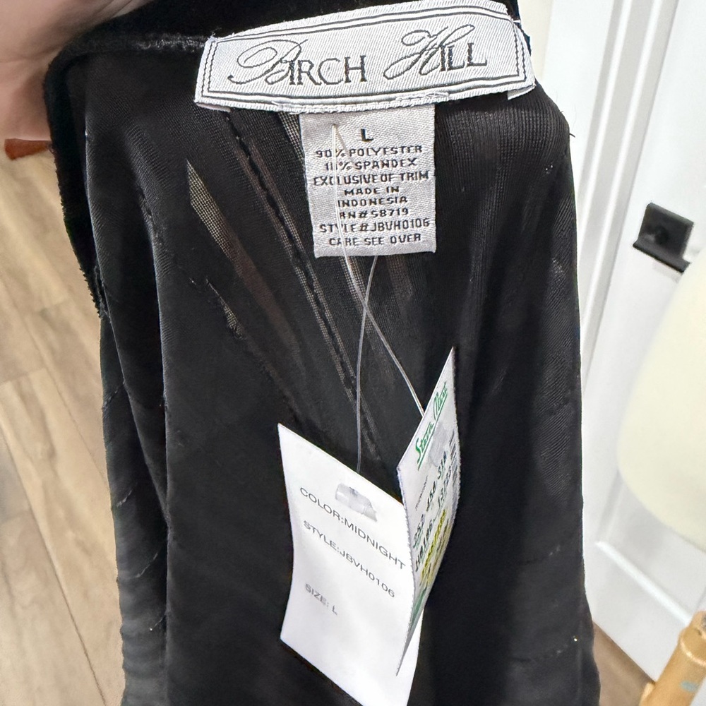 Open-Front Black Ribbed Cardigan with Subtle Shine - Picture 5 of 8